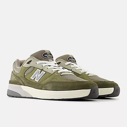 Numeric Andrew Reynolds 933|NEW BALANCE
